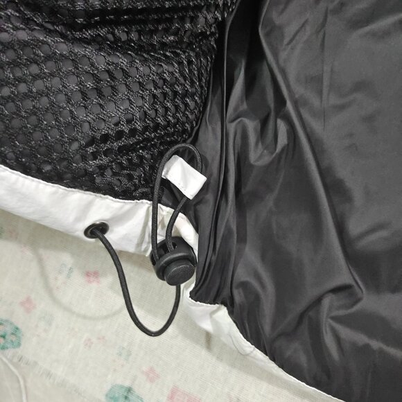 Canada Goose White Hooded Down Jacket - Picture 12 of 14